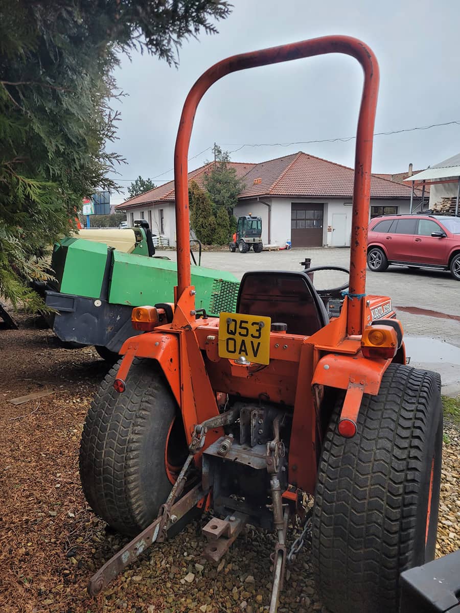 mini traktor Kubota B2150 HD