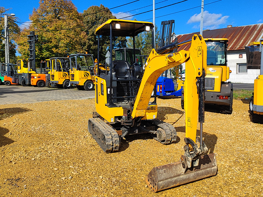 minikoparka gąsienicowa JCB 16C-1 T3