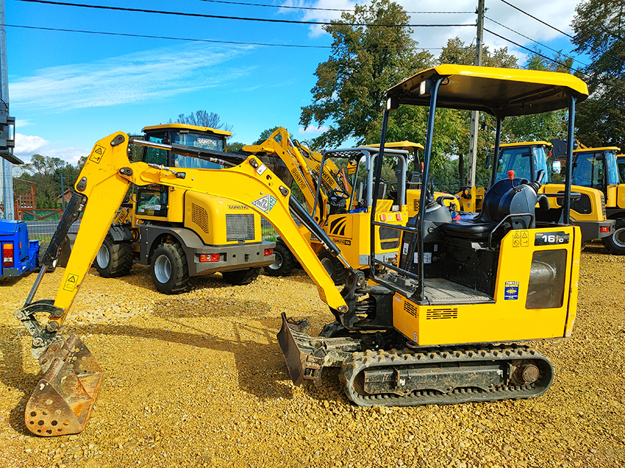 minikoparka gąsienicowa JCB 16C-1 T3