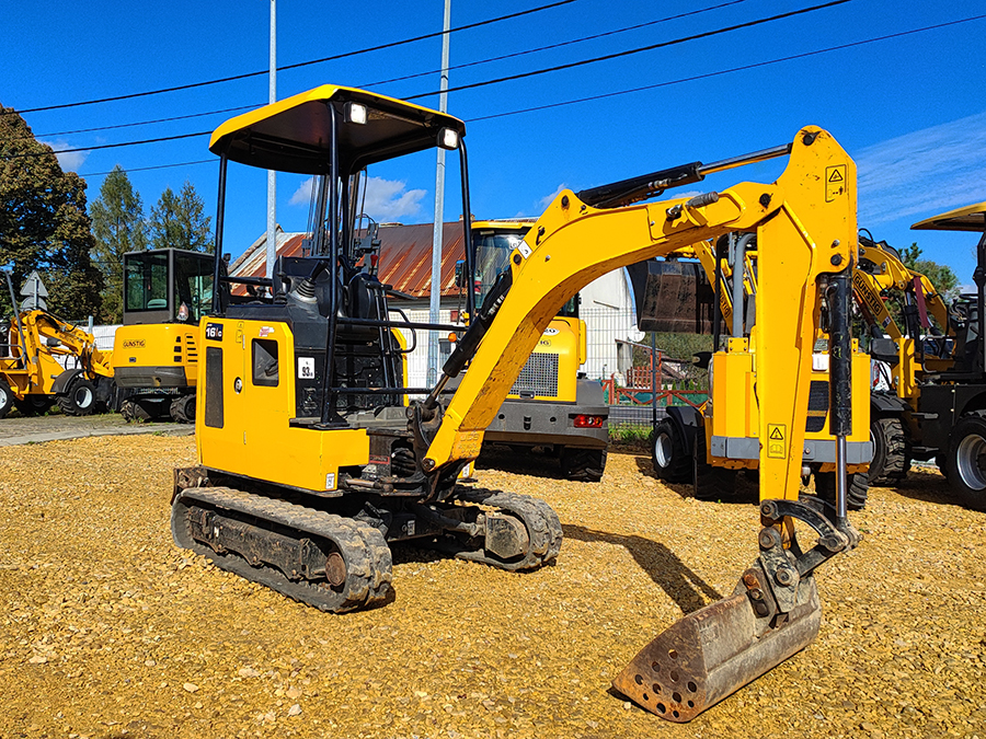 minikoparka gąsienicowa JCB 16C-1 T3