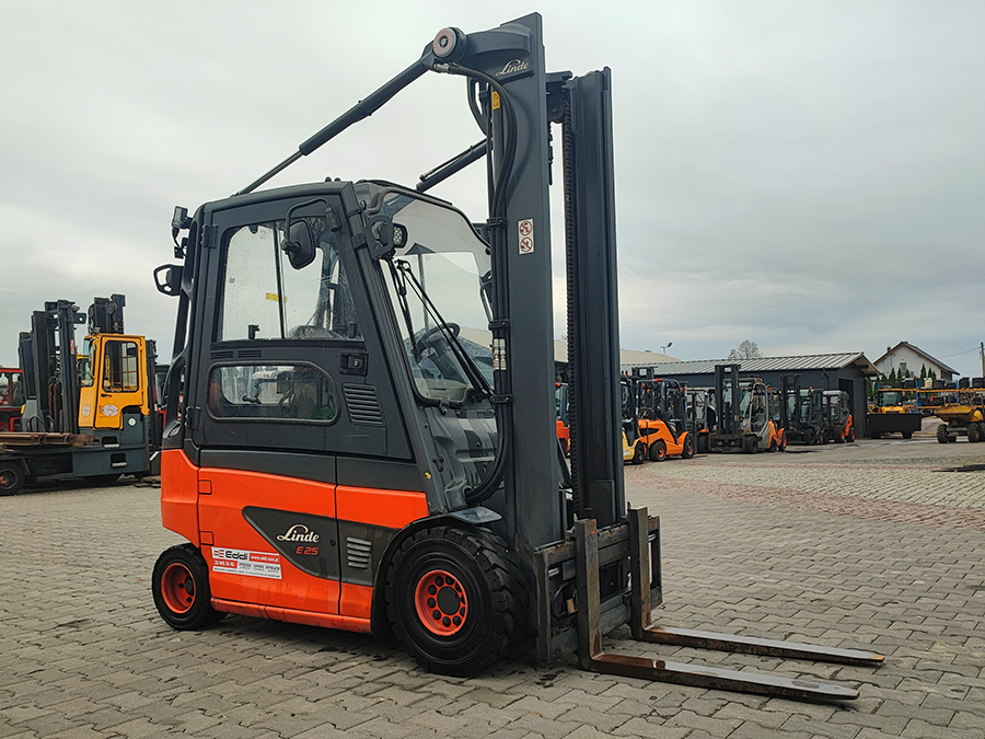 Linde E25-01