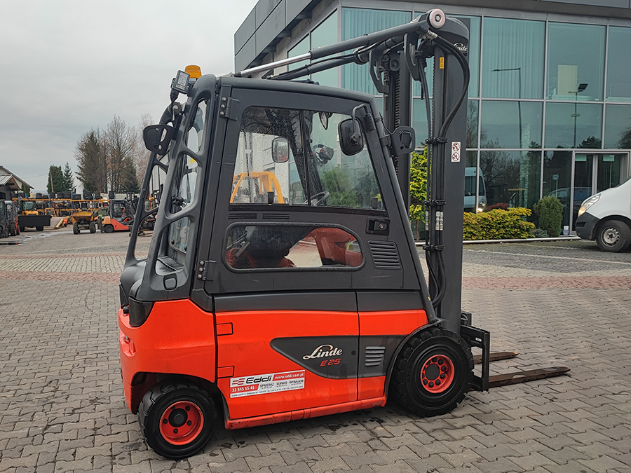 Linde E25-01