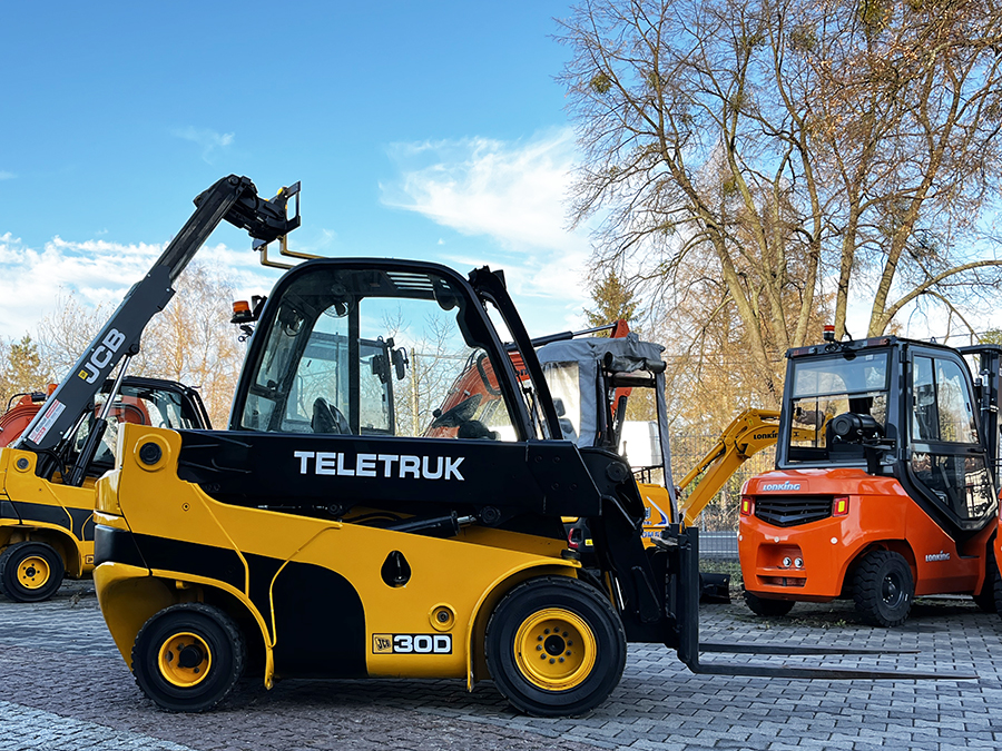 KOPIA wózek widłowy JCB TLT30D