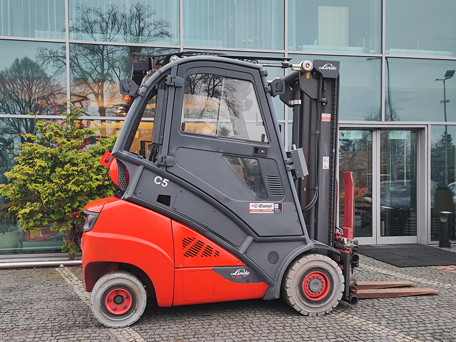 Linde H35T-02