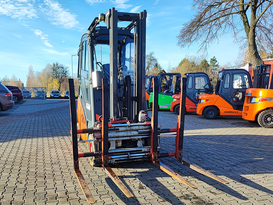 Linde H35T-02