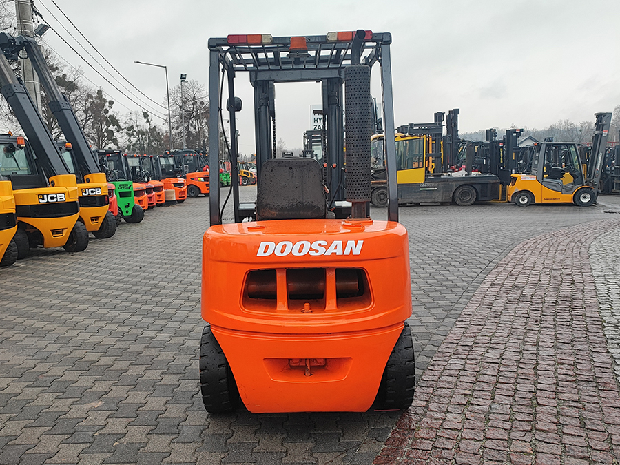 Doosan D30G