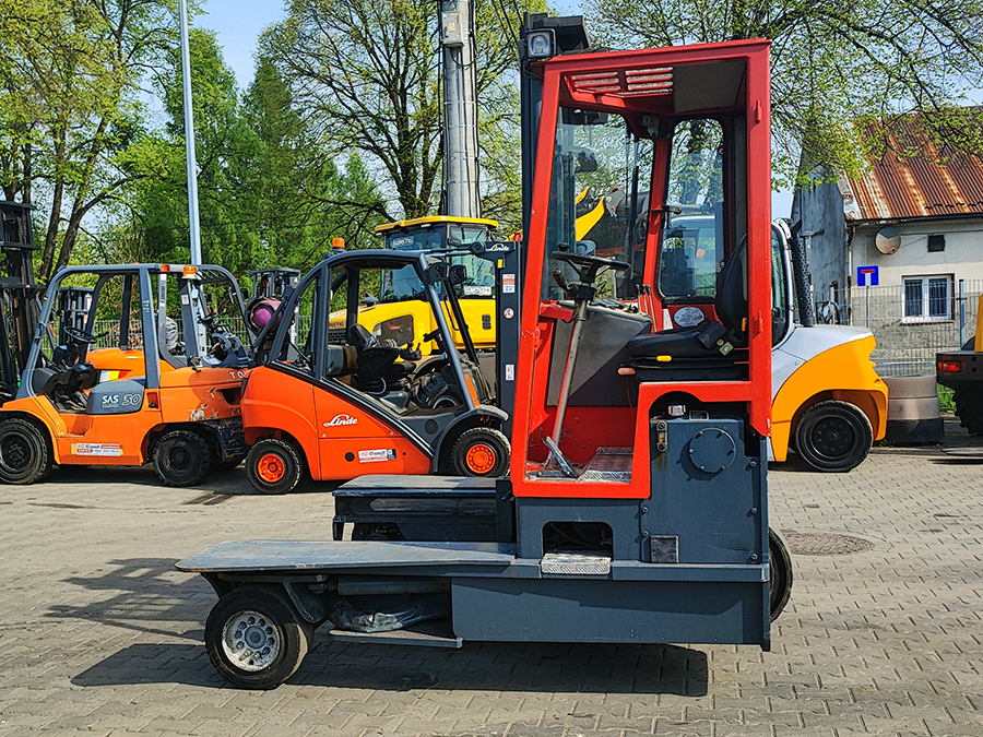 wózek widłowy wielokierunkowy Combilift C4000