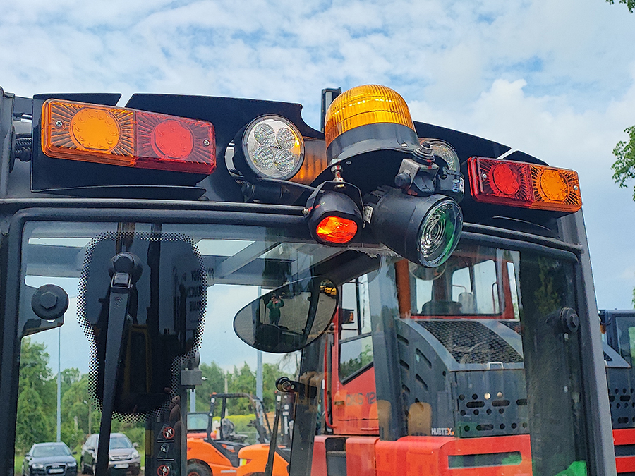 wózek elektryczny Jungheinrich EFG215