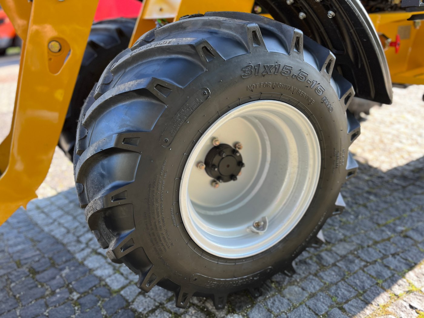 Miniładowarka kołowa Günstig CS908