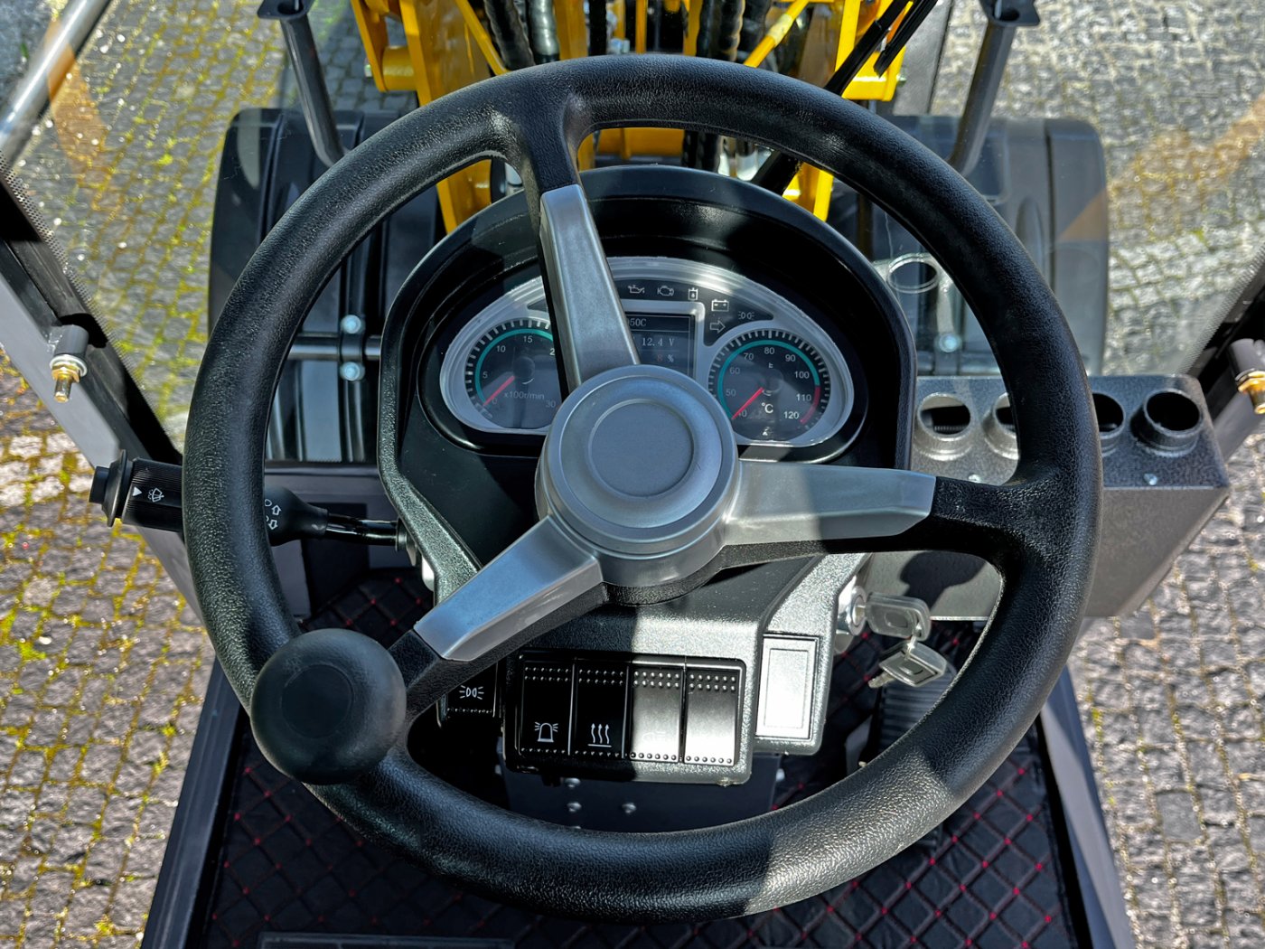 Miniładowarka kołowa Günstig CS908