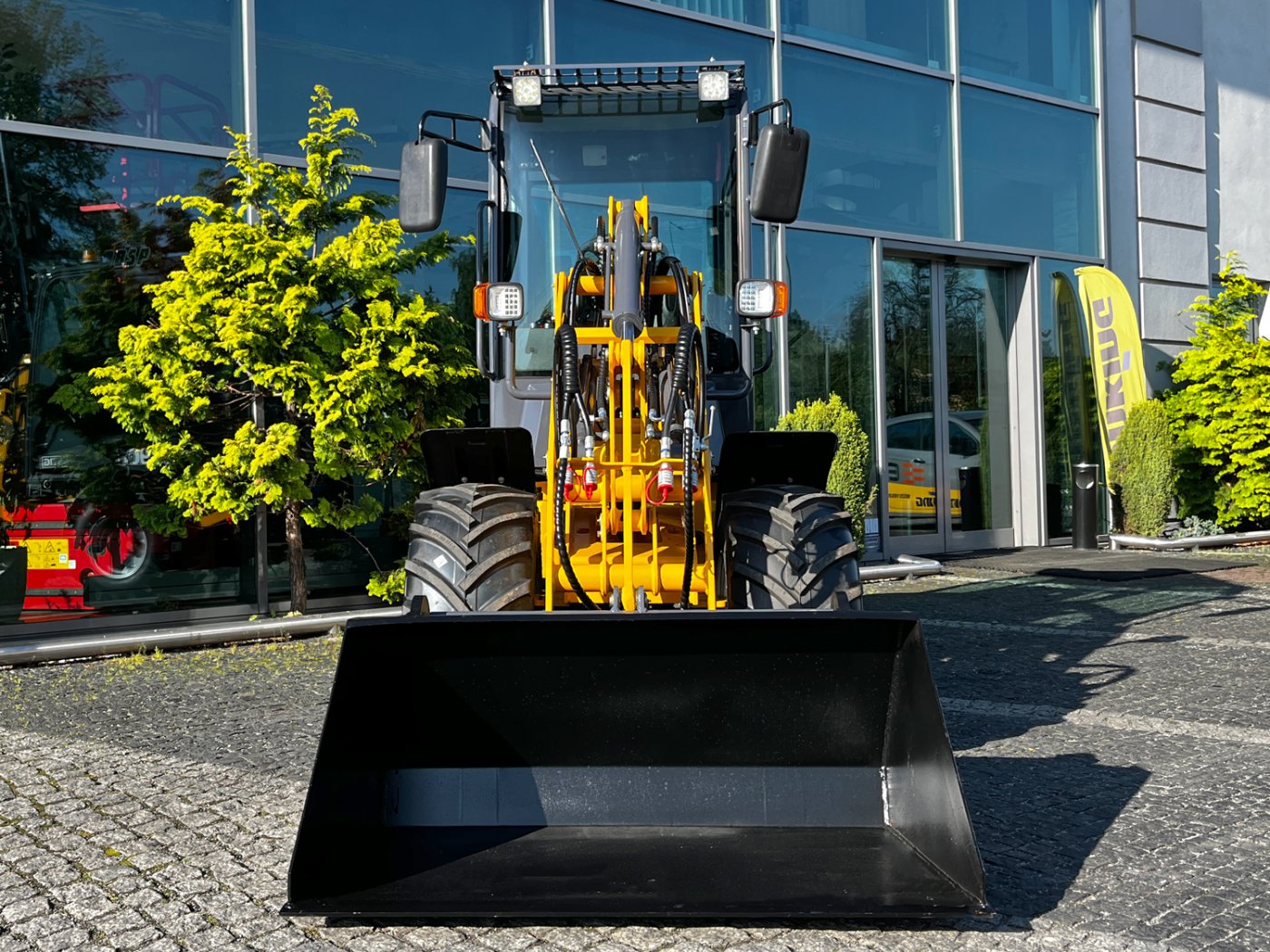 Miniładowarka kołowa Günstig CS908