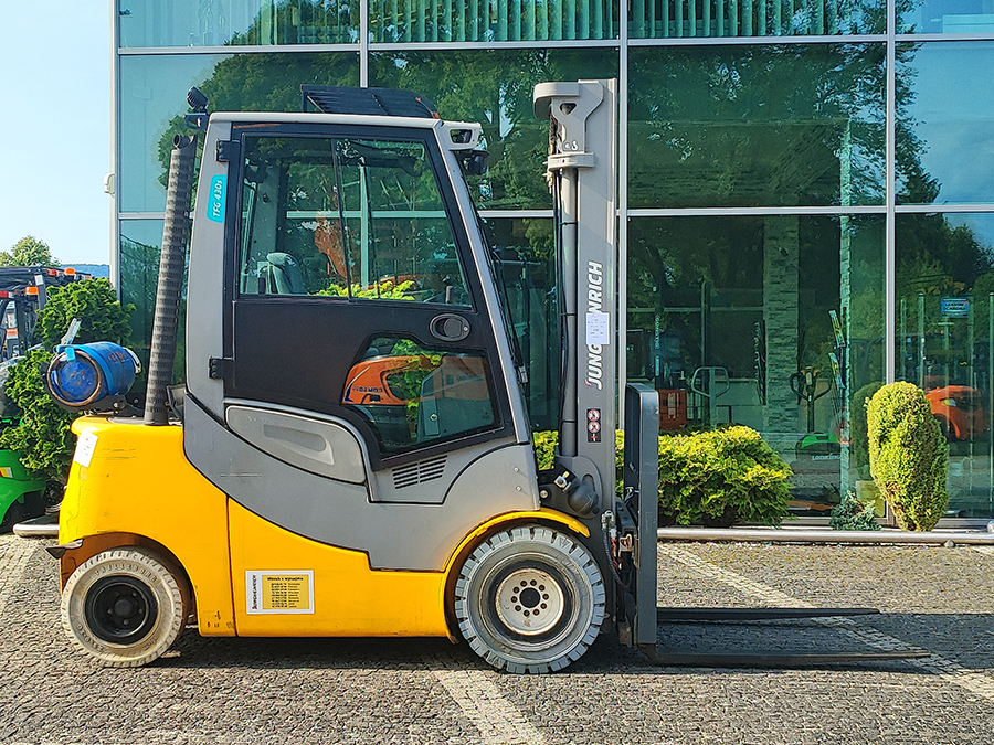 Wózek widłowy Jungheinrich TFG 430s