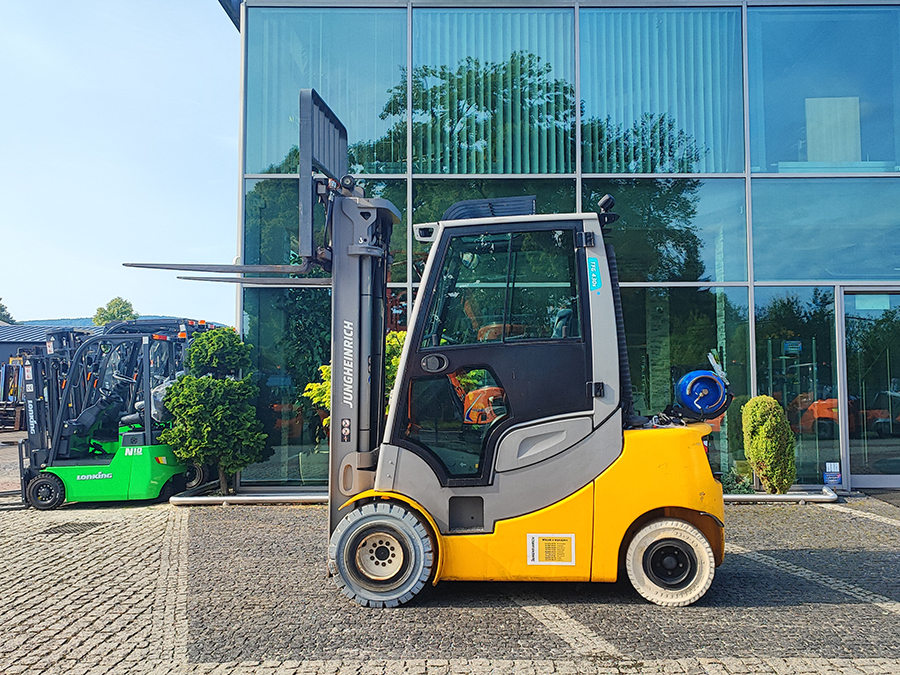 Wózek widłowy Jungheinrich TFG 430s