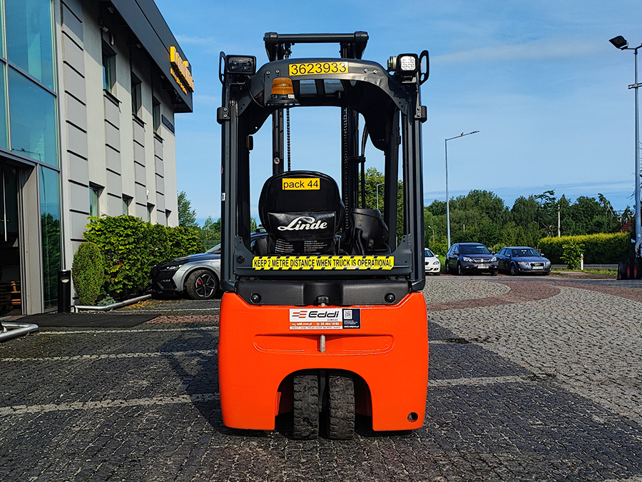 Wózek widłowy elektryczny Linde E12-02