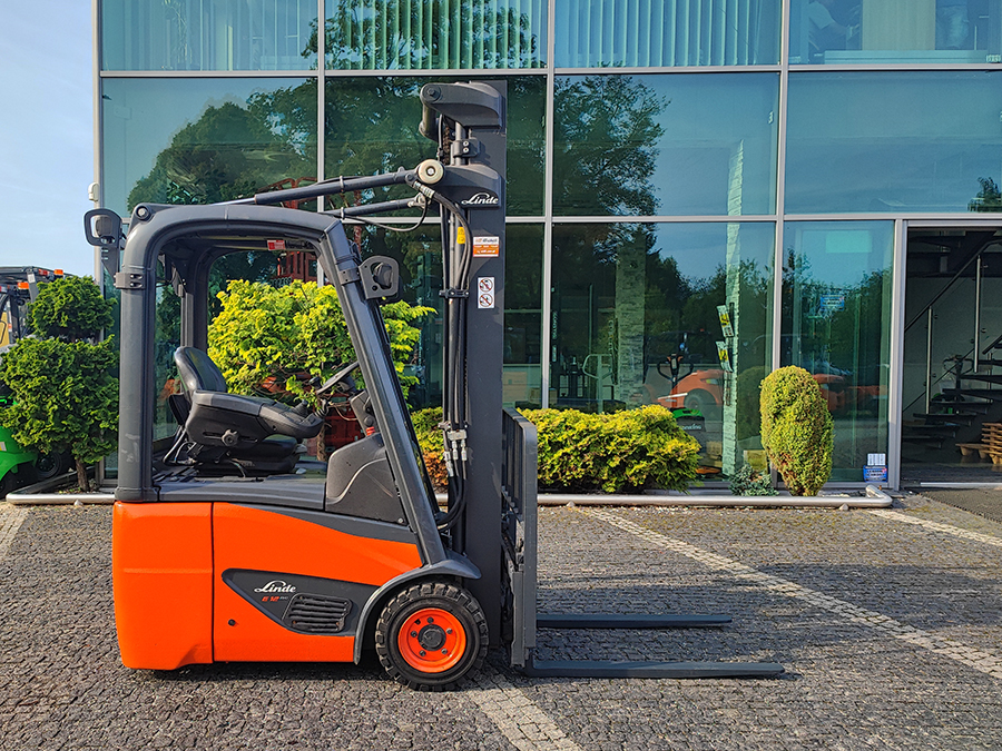 Wózek widłowy elektryczny Linde E12-02
