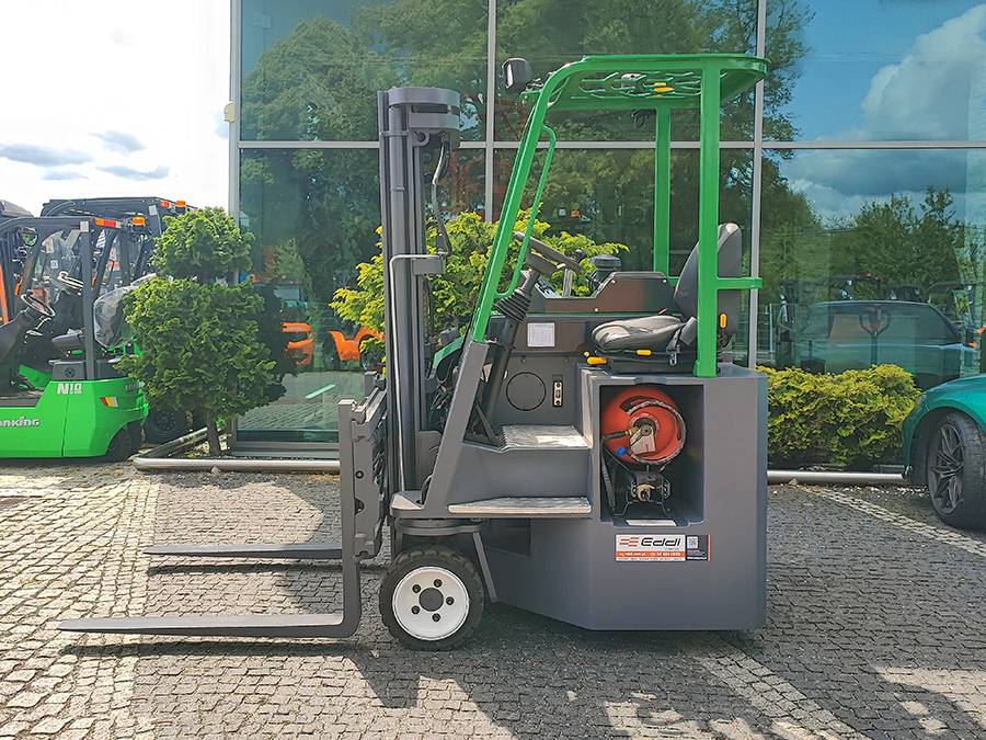 Combilift C2500CB