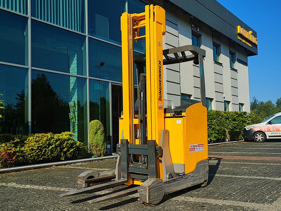 Wózek widłowy wysokiego podnoszenia elektryczny reach truck Jungheinrich ETV 214