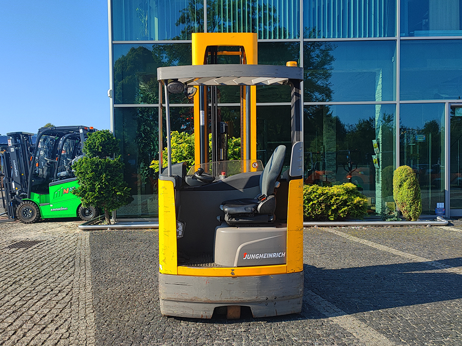 Wózek widłowy wysokiego podnoszenia elektryczny reach truck Jungheinrich ETV 214