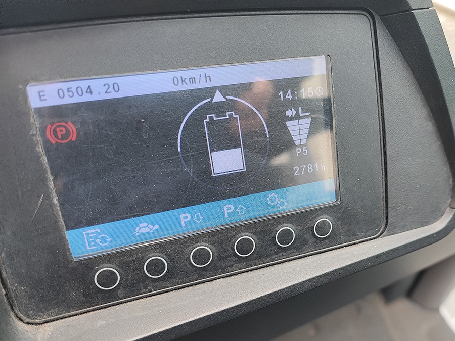Wózek widłowy elektryczny Jungheinrich EFG220
