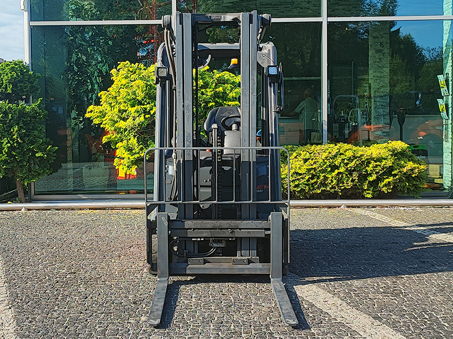 Wózek widłowy elektryczny Linde E14-02