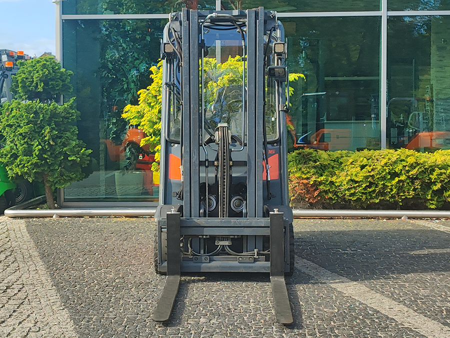 Wózek widłowy Linde H16T-01