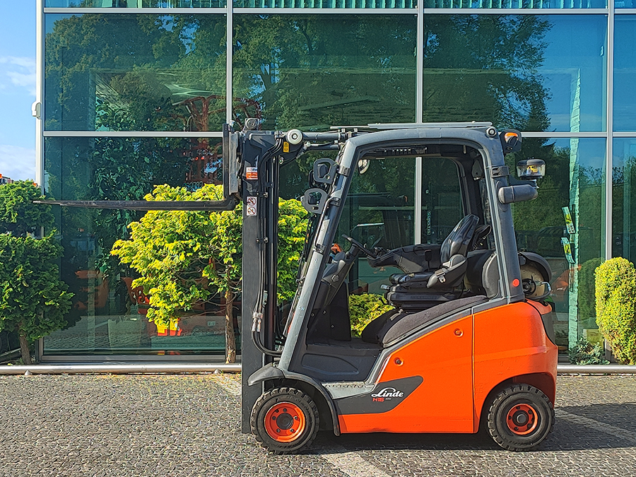 Wózek widłowy Linde H16T-01