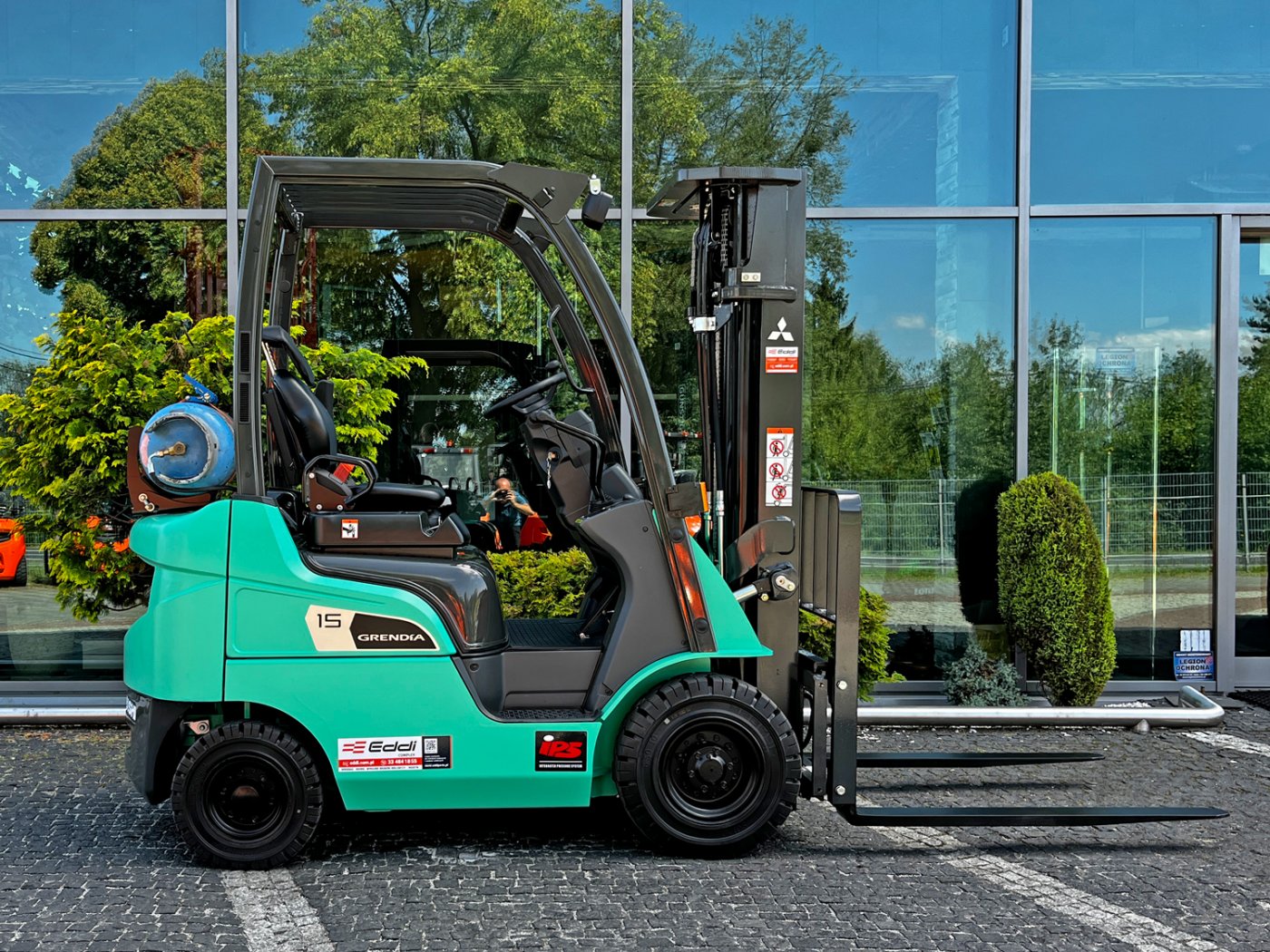 Wózek widłowy Mitsubishi FG15N 1500kg 4,7m Triplex