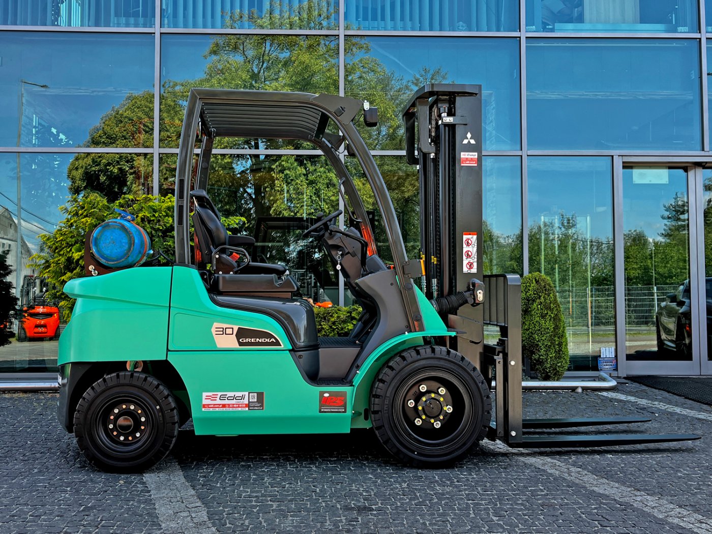 Wózek widłowy Mitsubishi FG30N 3000kg 3,3m Duplex