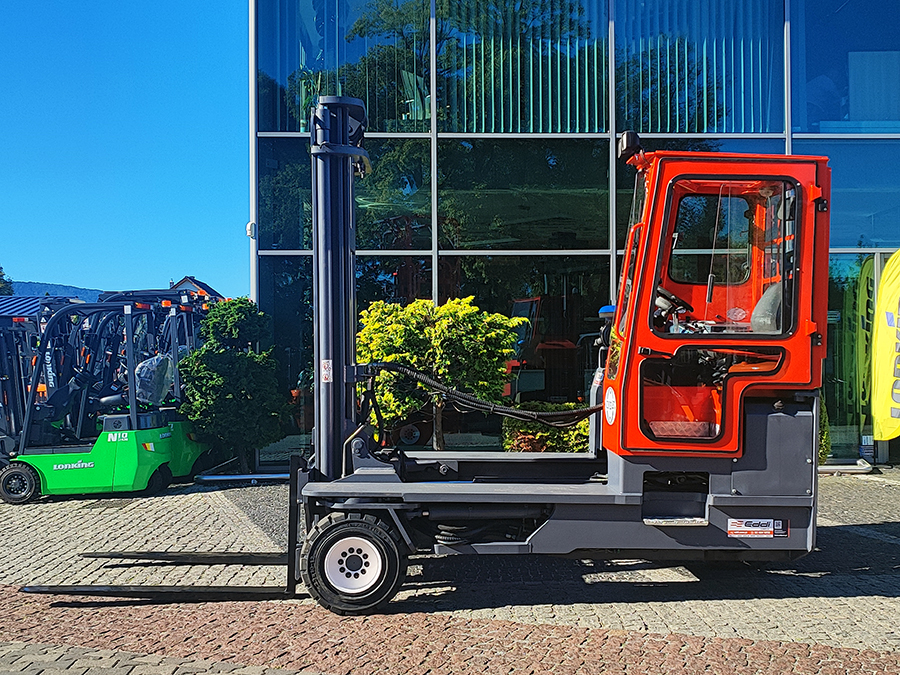Wózek widłowy wielokierunkowy Combilift C5000XL
