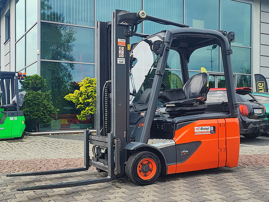Wózek widłowy elektryczny Linde E16-02