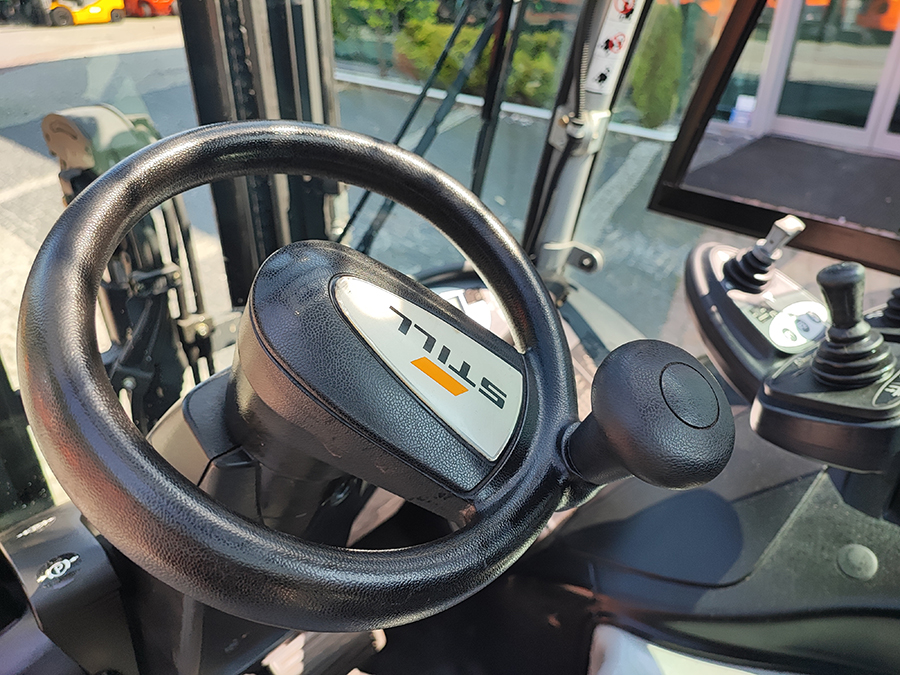Wózek widłowy elektryczny Still RX 20-18 P/H