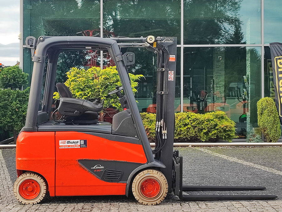 Wózek widłowy elektryczny Linde E20PH-02