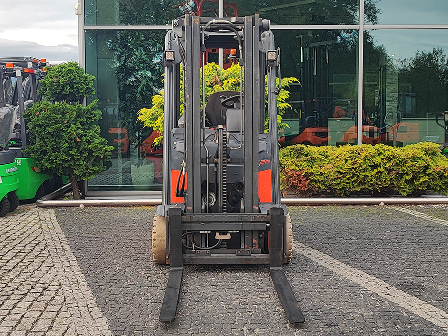 Wózek widłowy elektryczny Linde E20PH-02