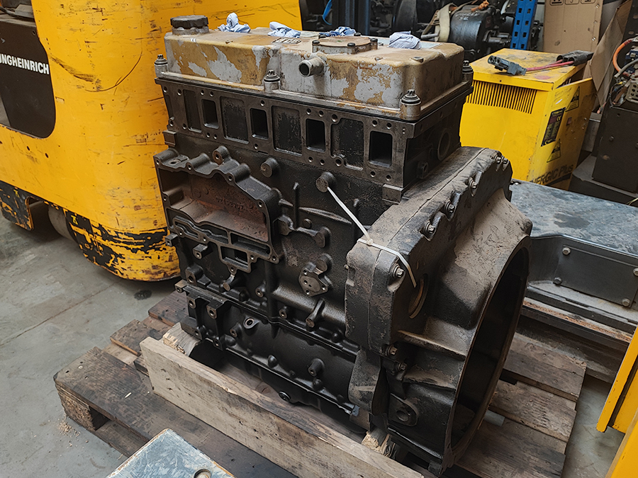 JCB 444T2
