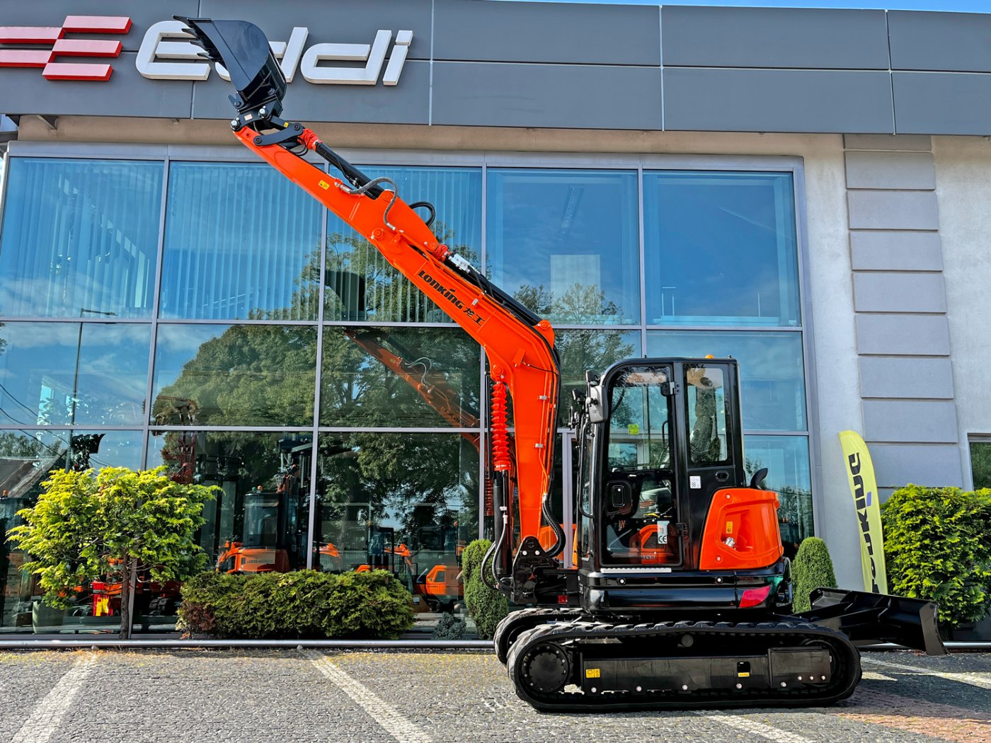 Lonking CDM6060U