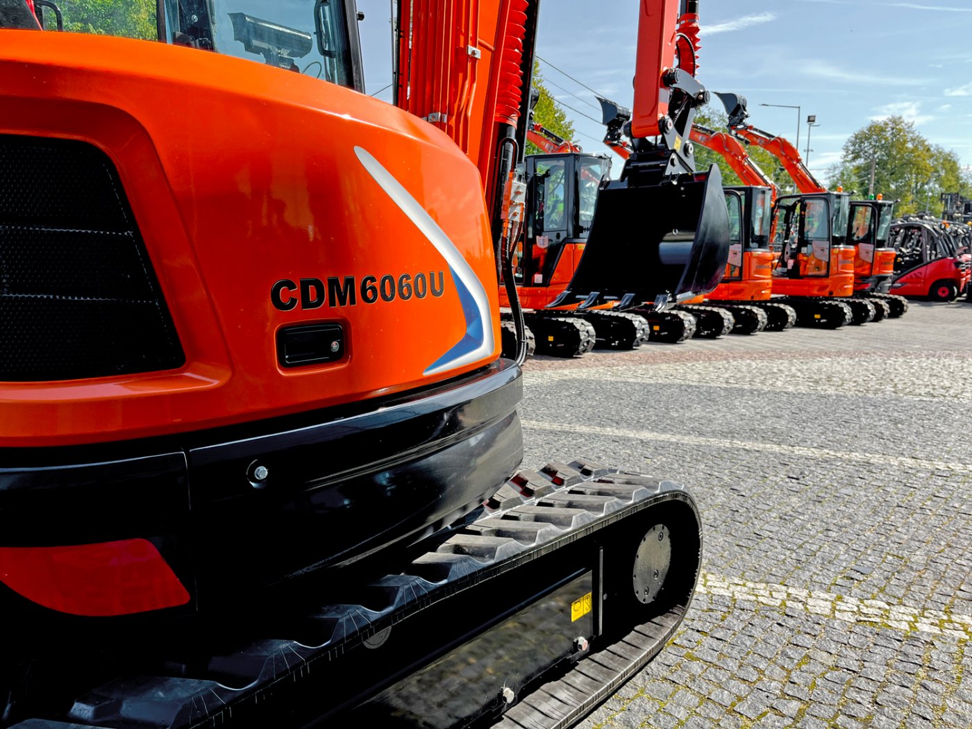 Lonking CDM6060U