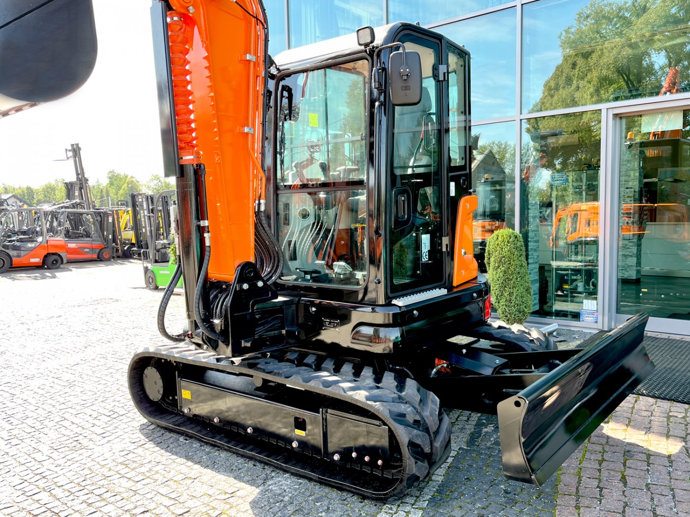 Lonking CDM6060U