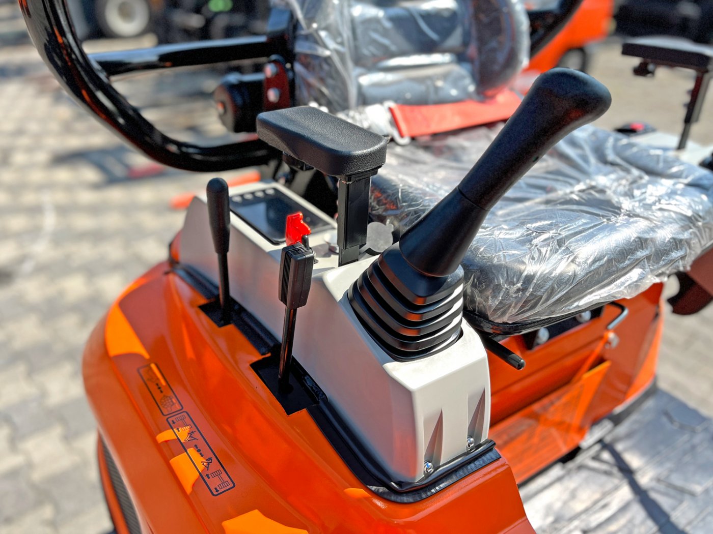minikoparka gąsienicowa Lonking CDM 6016