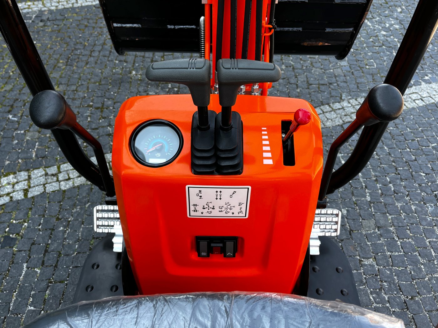 Minikoparka gąsienicowa Lonking CDM6010