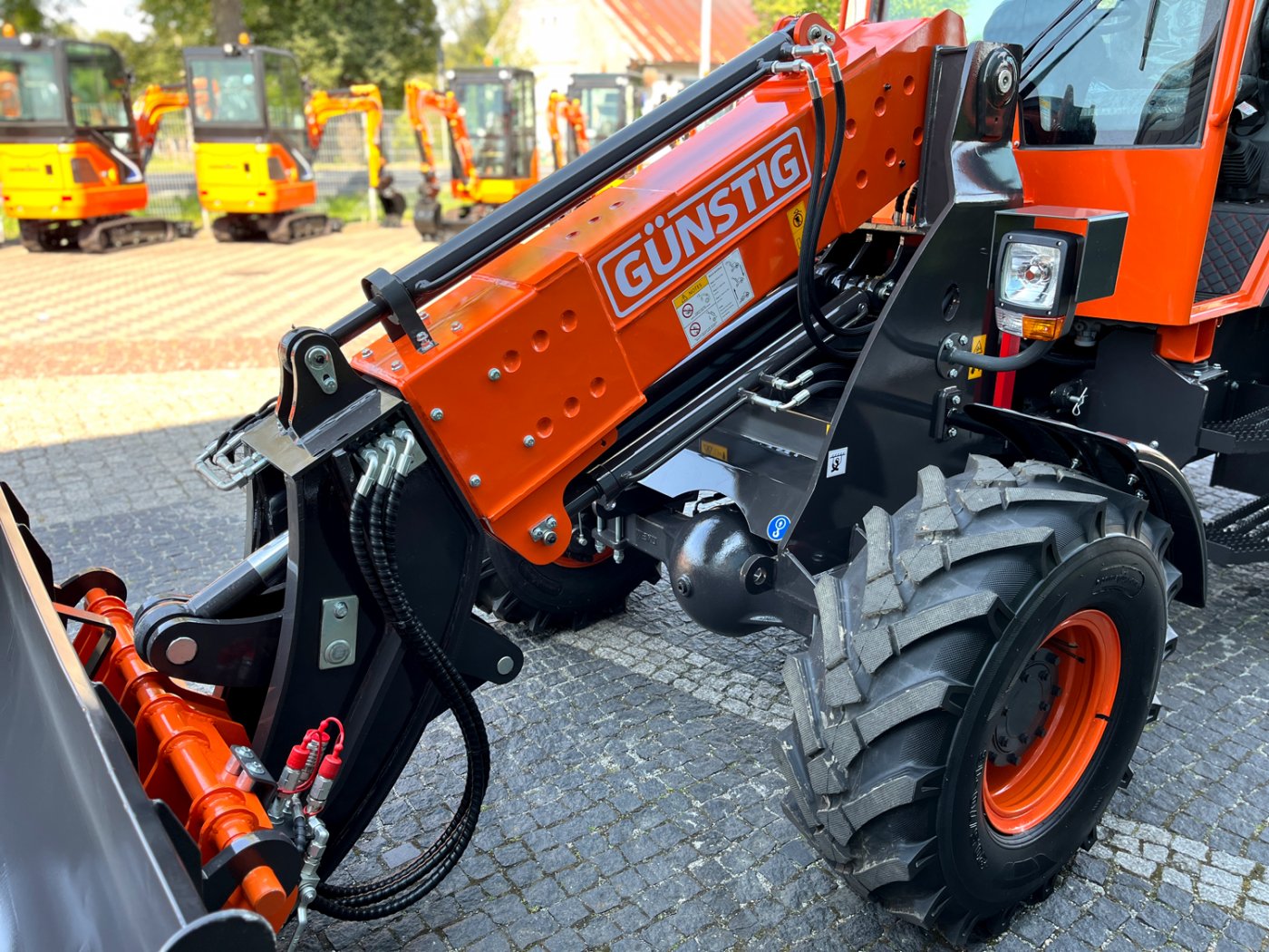 ładowarka teleskopowa Günstig 916T