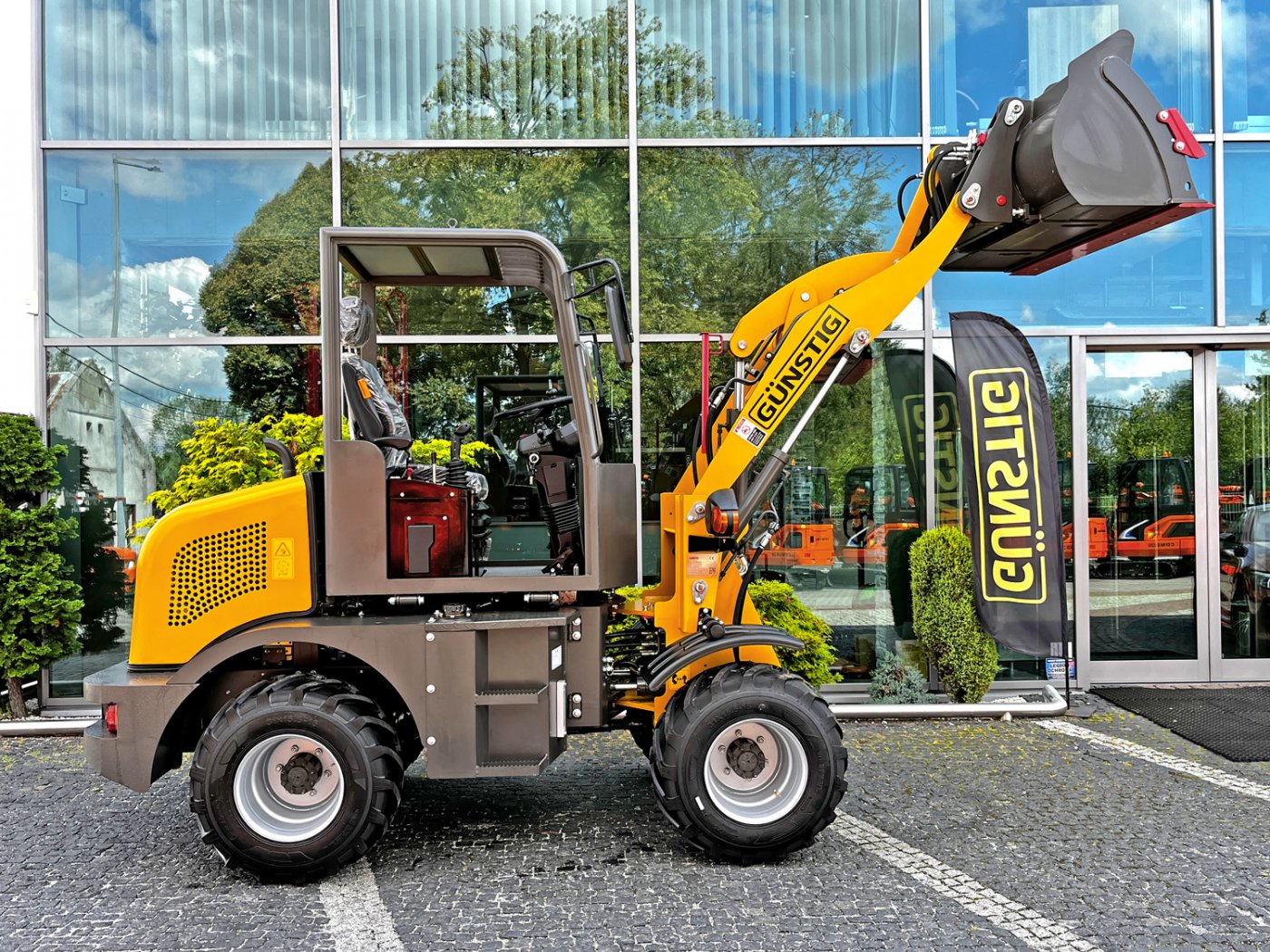 Chińska ładowarka kołowa Günstig 910N