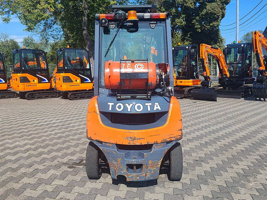 Wózek widłowy Toyota 02-8FGF20