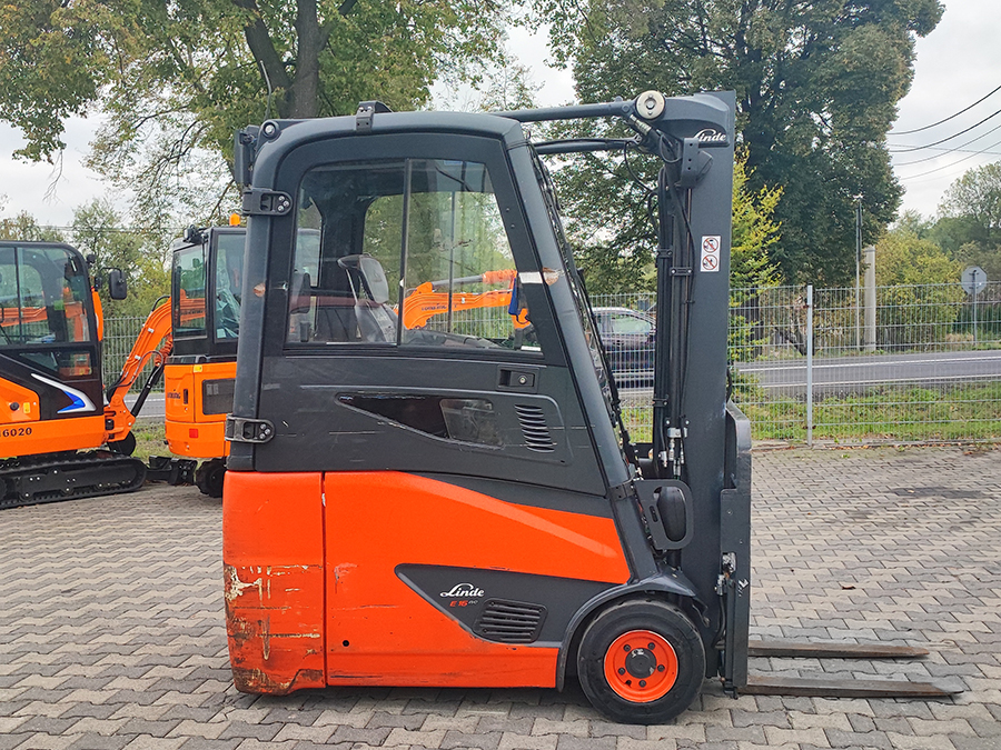 Wózek widłowy elektryczny Linde E16H-02