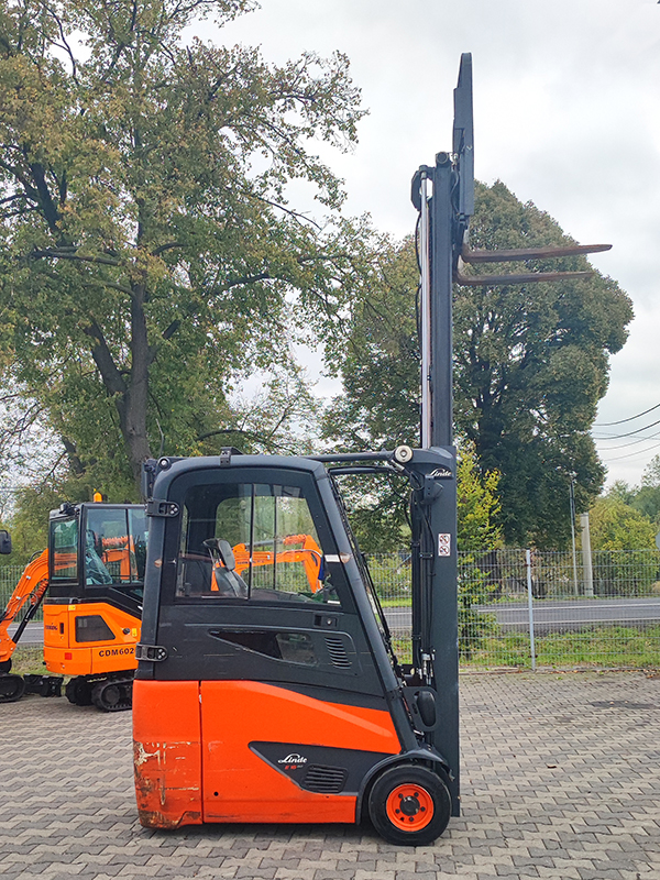 Wózek widłowy elektryczny Linde E16H-02