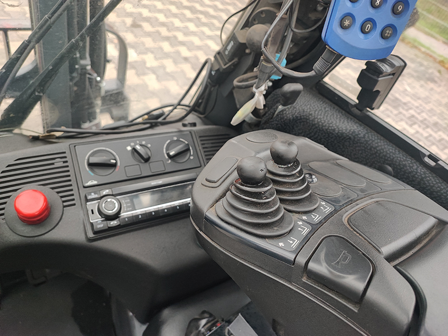 Wózek widłowy elektryczny Linde E16H-02