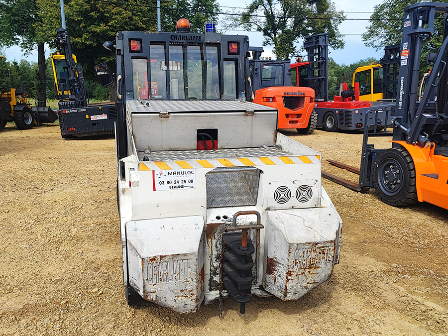 Ciągnik bagażowy Charlatte TE 225