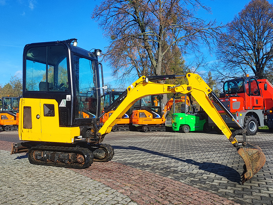 Minikoparka gąsienicowa JCB 15C-1
