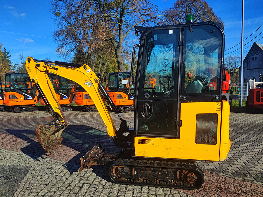 Minikoparka gąsienicowa JCB 15C-1
