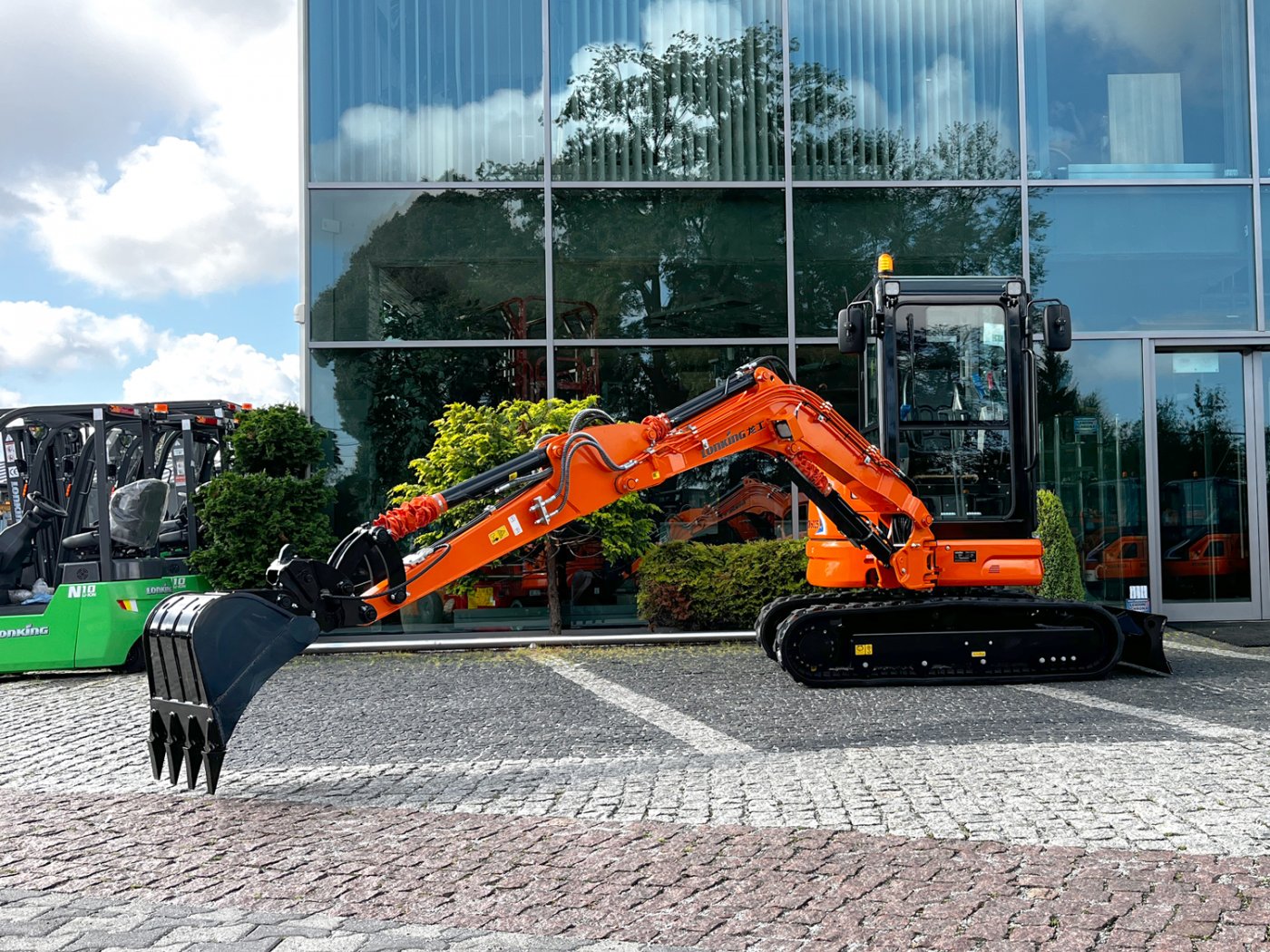 Lonking CDM6025