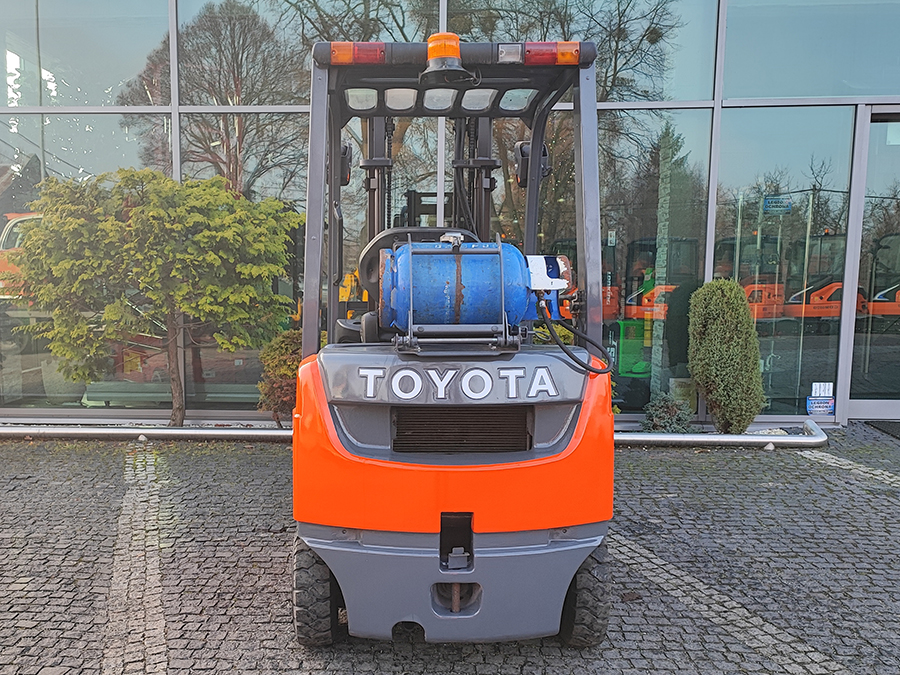 Wózek widłowy Toyota 02-8FGF15